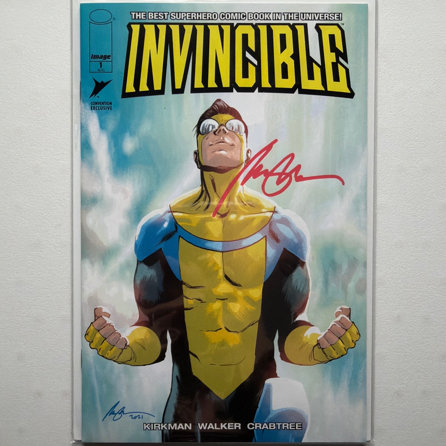Invincible #1 (NM) (Signed by “Rafael Albuquerque”)