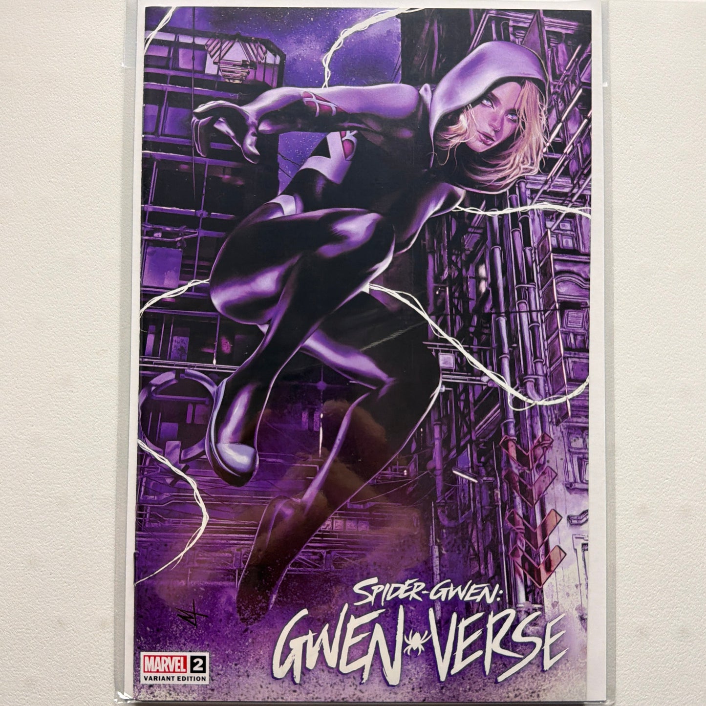 Spider Gwen: Gwen Verse #2 Variant (NM-)