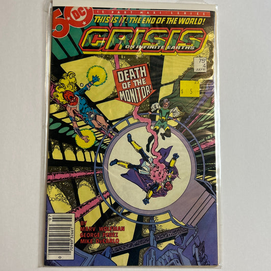 Crisis on Infinite Earths #4
